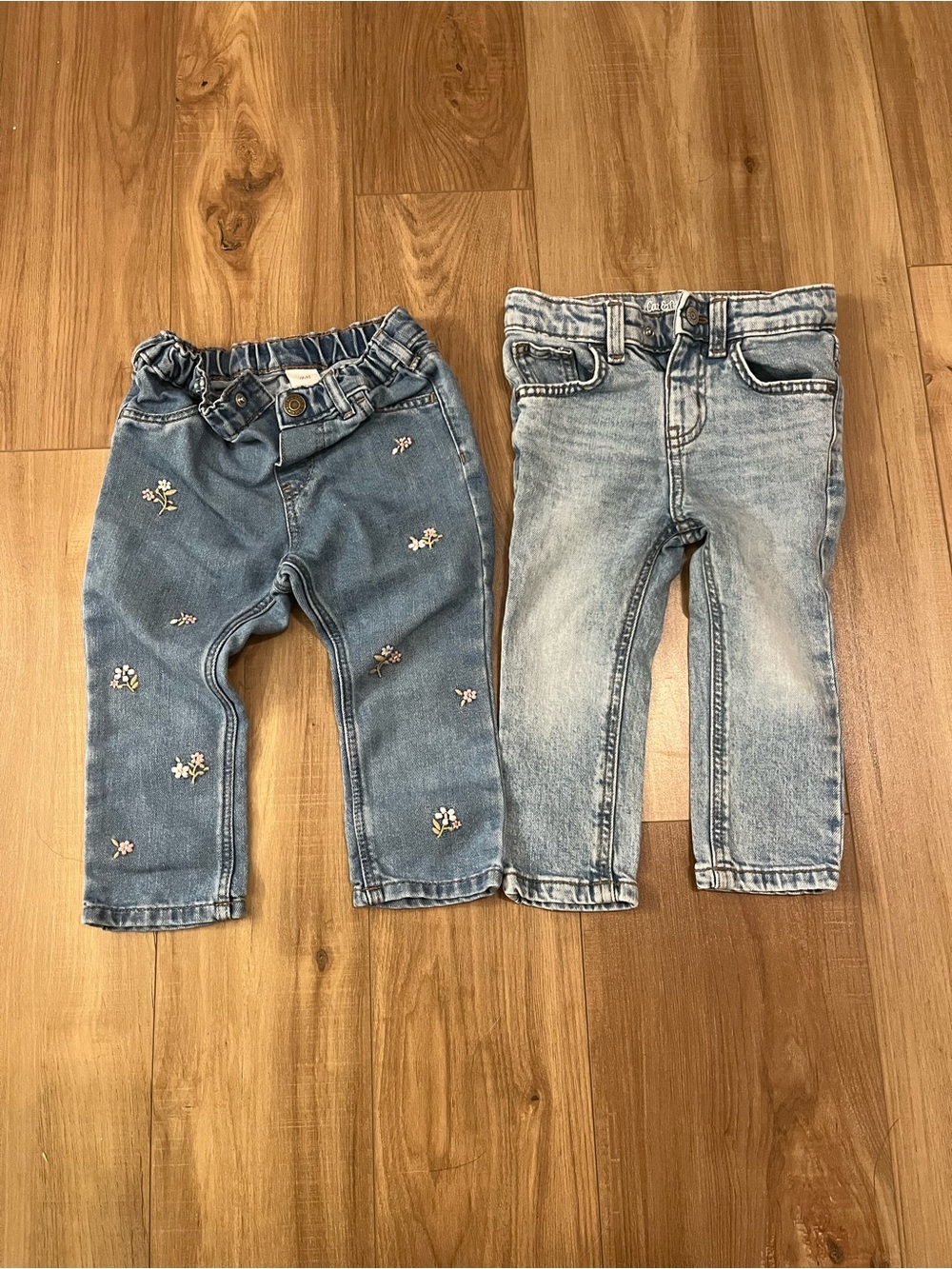 Toddler Embroidered Jeans Flower & Light Wash Straight Jeans Bundle H&M Cat Jack